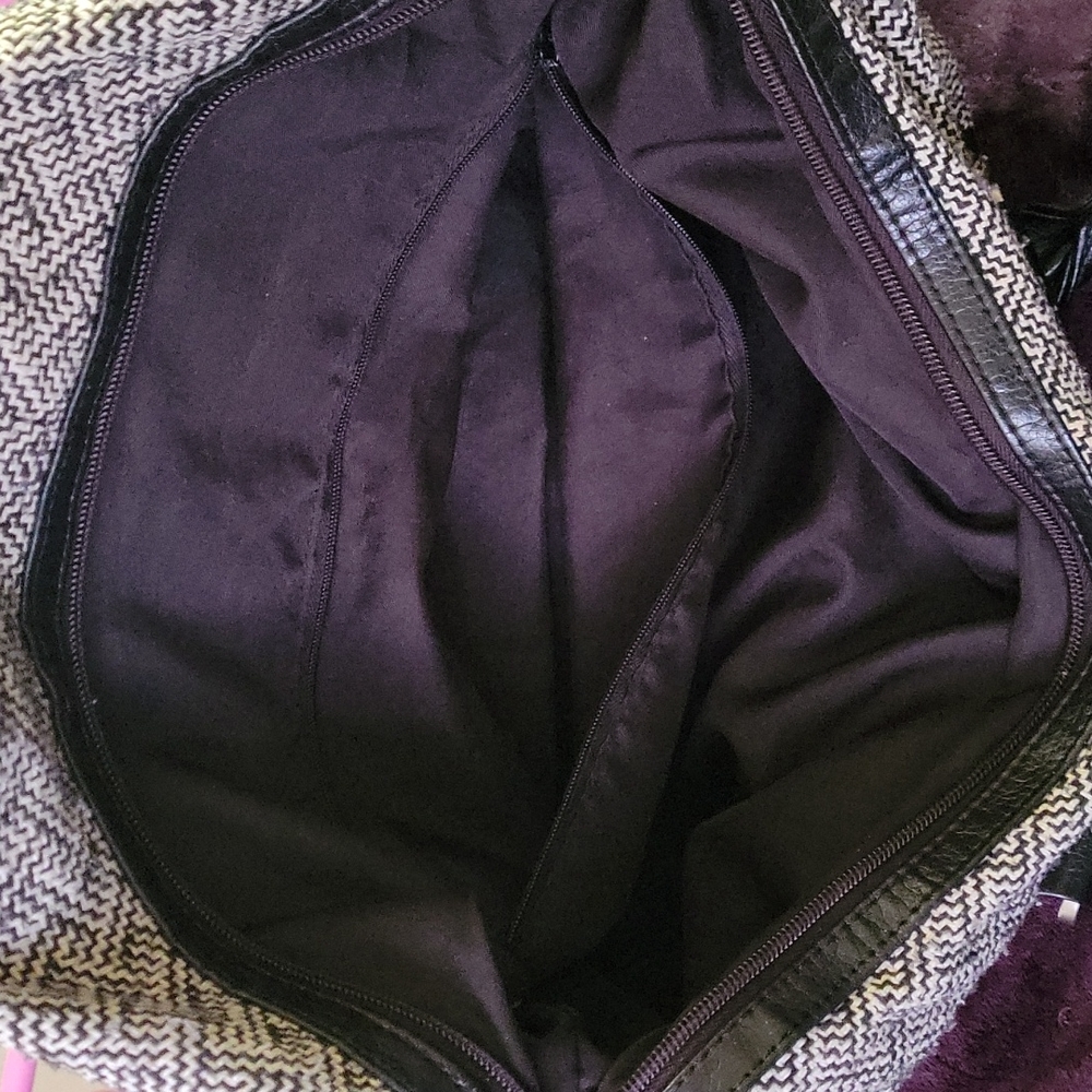 Purse - Picture 2 of 4